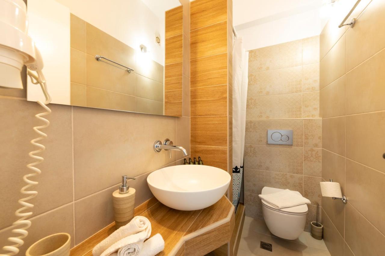 Pension Moschoula Platis Gialos  Екстериор снимка