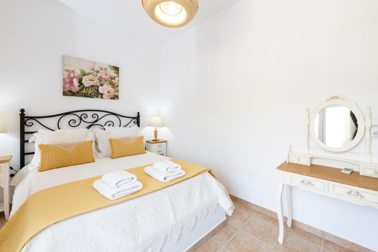 Pension Moschoula Platis Gialos  Екстериор снимка