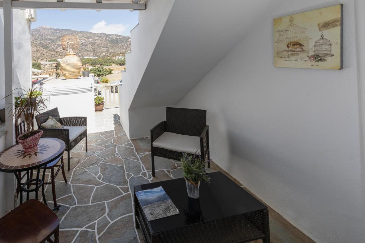 Pension Moschoula Platis Gialos  Екстериор снимка