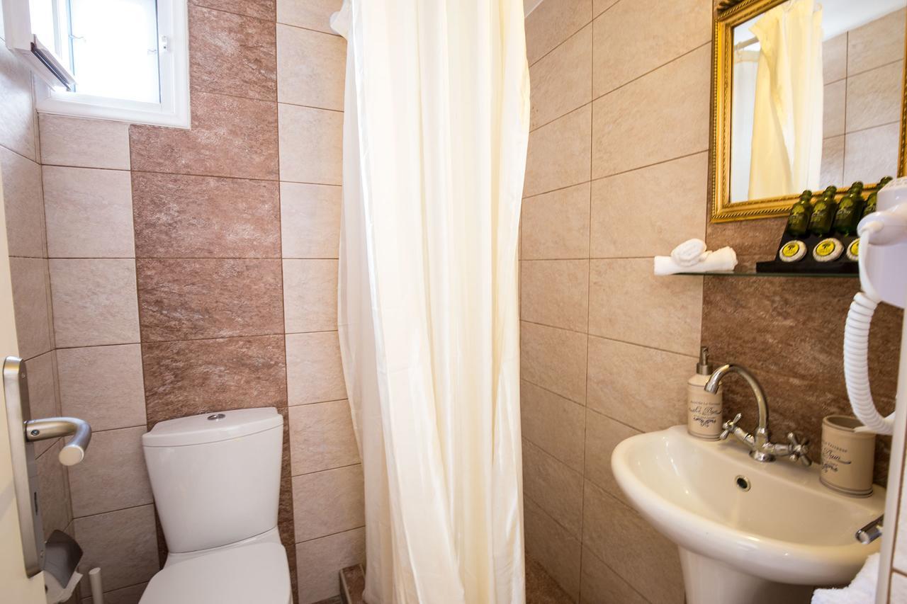 Pension Moschoula Platis Gialos  Екстериор снимка
